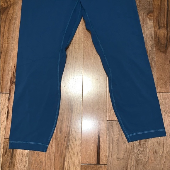 NWOT- Lululemon Align Leggings- Size 10 - Picture 2 of 8